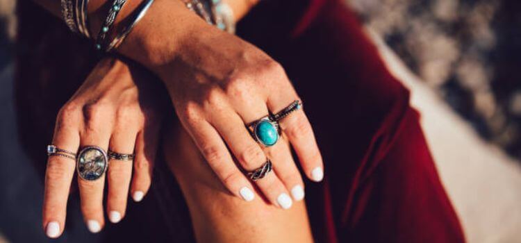 Garnet Rings: Passionate and Elegant