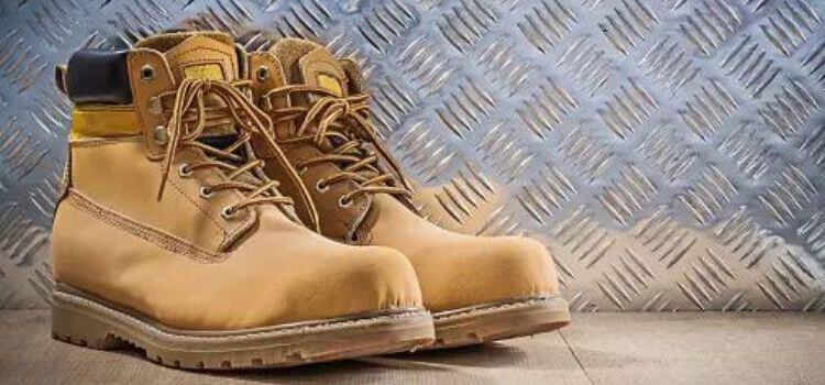 1. Timberland PRO Women's Waterproof Soft Toe Work Boot